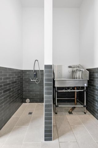44 East Ave 2108, Austin, TX 78701