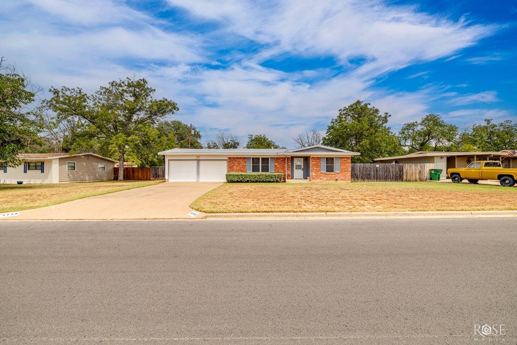 Image 2 of property listing at 2738 A&M Ave, San Angelo, TX 76904