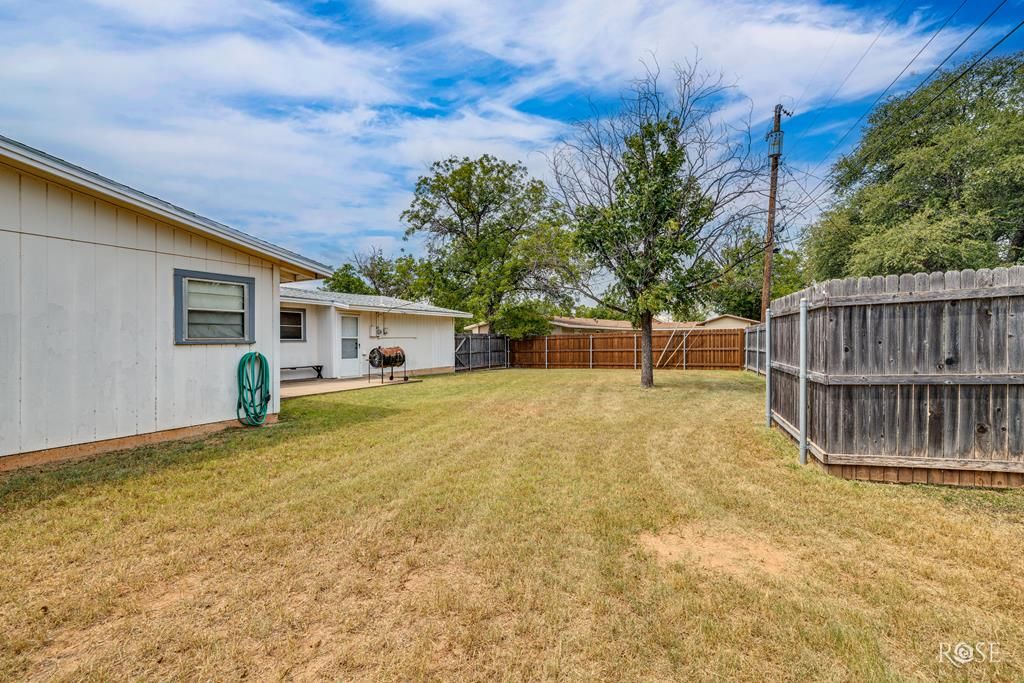 Image 28 of property listing at 2738 A&M Ave, San Angelo, TX 76904