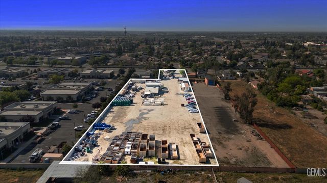 9930 Brimhall Road, Bakersfield, CA 93312