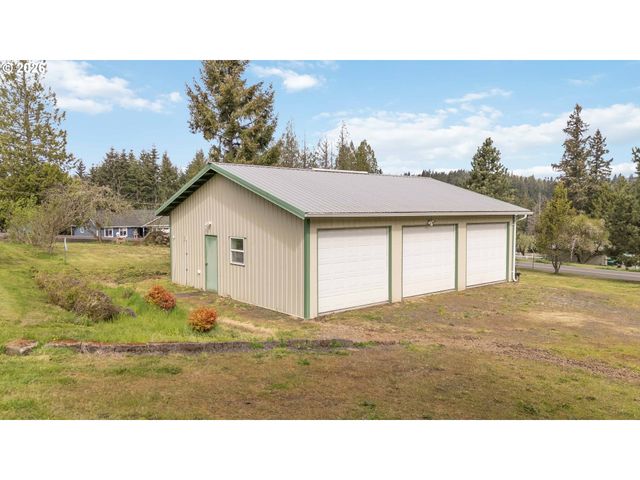 107 BODINE Rd, Kelso, WA 98626
