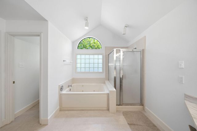 135 E Wilde Yaupon, The Woodlands, TX 77381