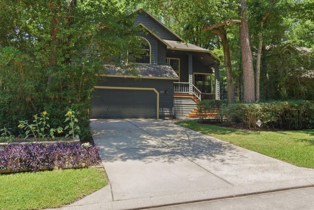 135 E Wilde Yaupon, The Woodlands, TX 77381