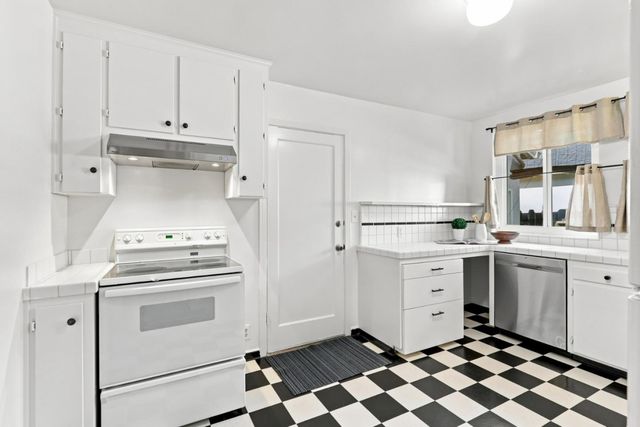 2522 Forest Avenue, San Jose, CA 95117
