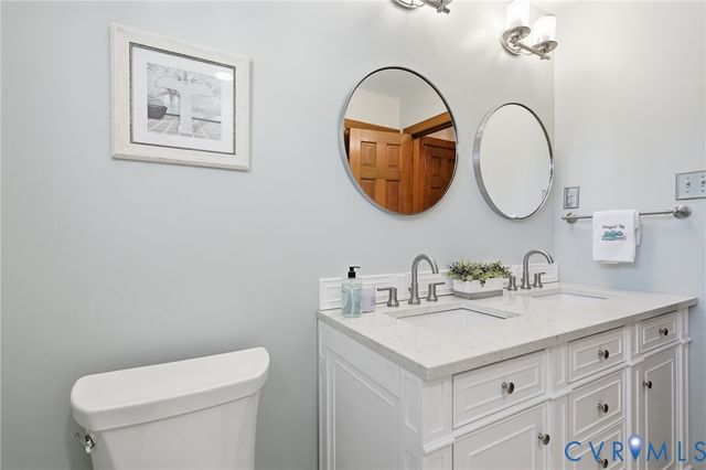 9193 Blakewood Dr, Mechanicsville, VA 23116
