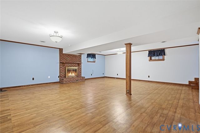 9193 Blakewood Dr, Mechanicsville, VA 23116