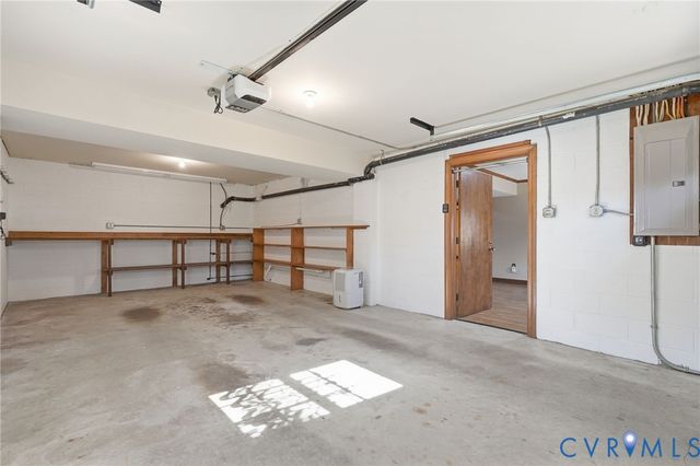 9193 Blakewood Dr, Mechanicsville, VA 23116
