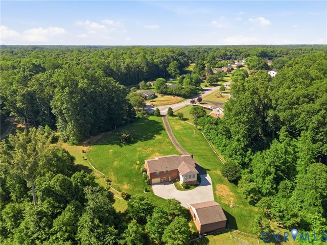 9193 Blakewood Dr, Mechanicsville, VA 23116