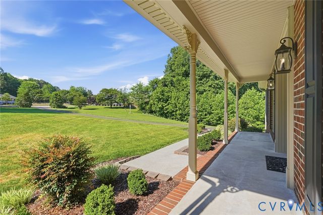 9193 Blakewood Dr, Mechanicsville, VA 23116