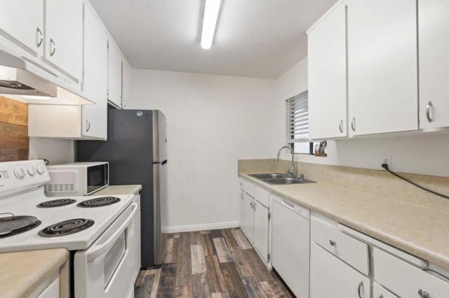634 8 th St Apt 4, Imperial Beach, CA 91932