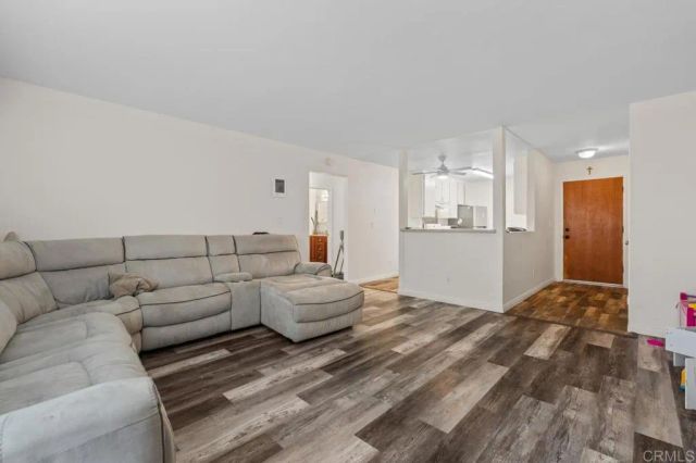 634 8 th St Apt 4, Imperial Beach, CA 91932