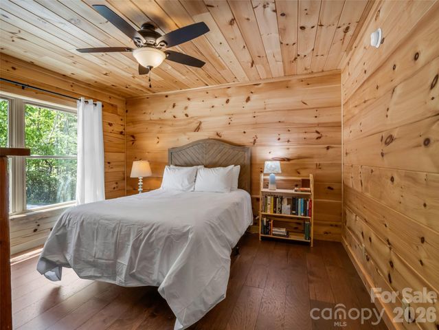 194 Summer Morning Court, Lake Lure, NC 28746