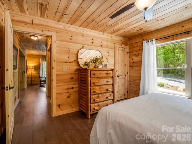 194 Summer Morning Court, Lake Lure, NC 28746