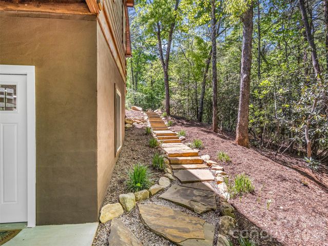 194 Summer Morning Court, Lake Lure, NC 28746