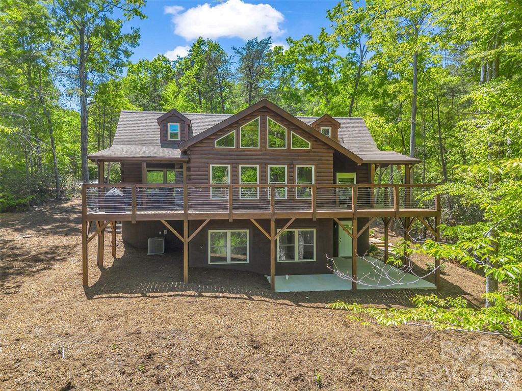194 Summer Morning Court, Lake Lure, NC 28746