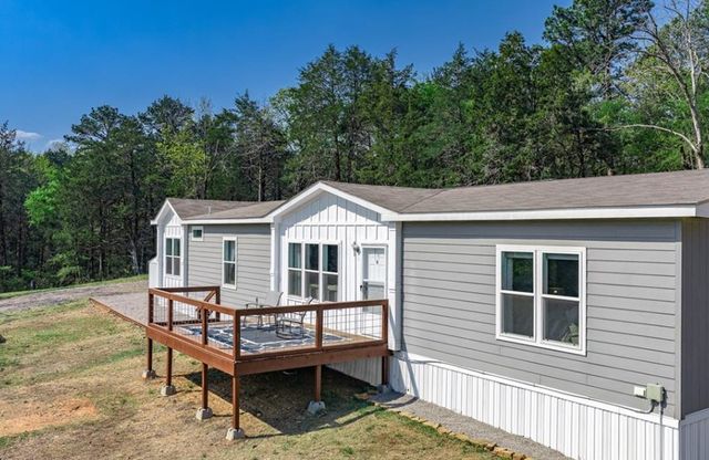 5304 Cutoff Road, Mulberry, AR 72947