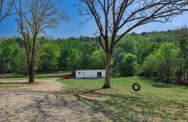 5304 Cutoff Road, Mulberry, AR 72947