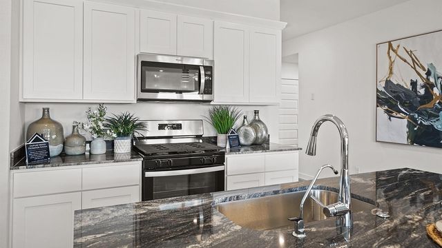 5630 Canvasback, Orange, TX 77632