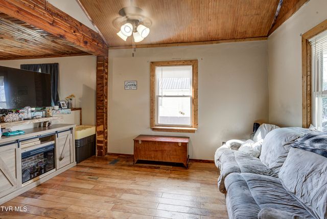 1820 Ridgeway Drive, Kingsport, TN 37664