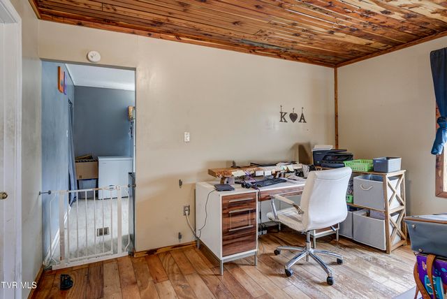 1820 Ridgeway Drive, Kingsport, TN 37664