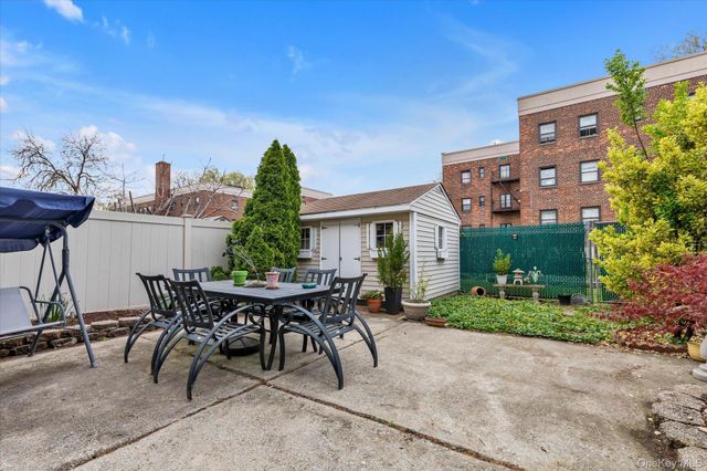 147-16 72nd Avenue 182A, Flushing, NY 11367