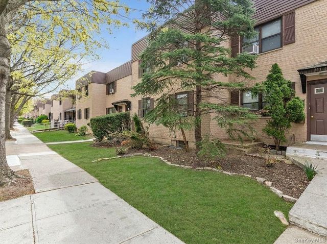 147-16 72nd Avenue 182A, Flushing, NY 11367