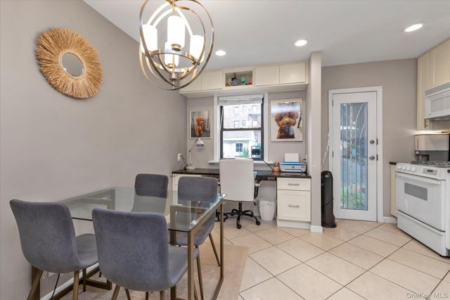 147-16 72nd Avenue 182A, Flushing, NY 11367