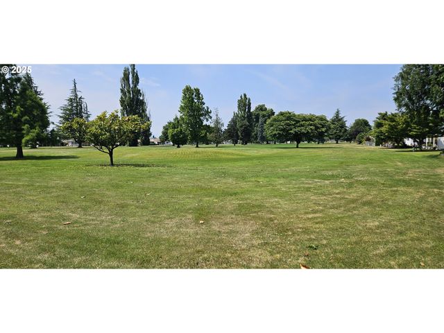 1770 THOMPSON Rd, Woodburn, OR 97071