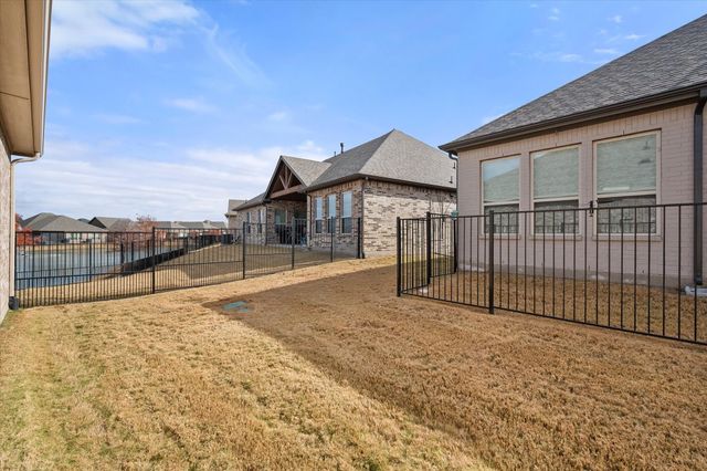 901 Alvero Place, Mansfield, TX 76063