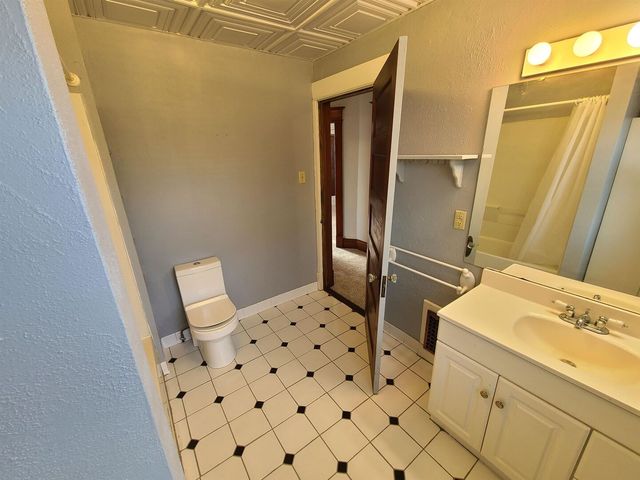 423 S Grove Street, Walcott, IA 52773