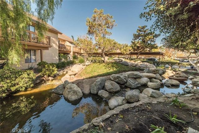 84 Lemon 270, Irvine, CA 92618