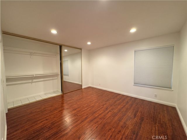 84 Lemon 270, Irvine, CA 92618