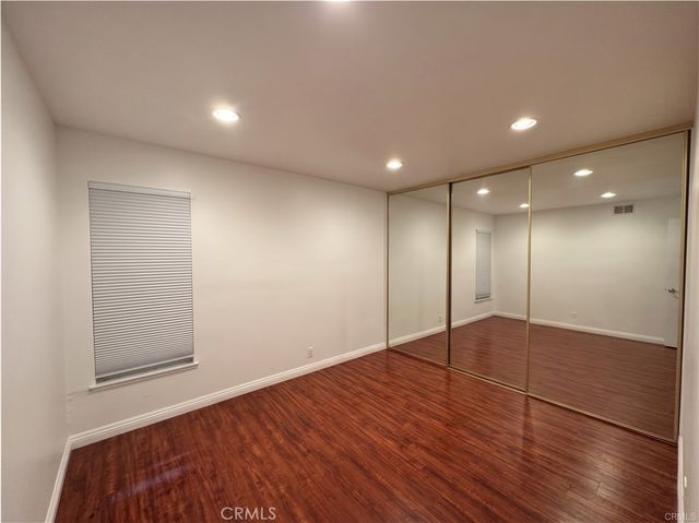 84 Lemon 270, Irvine, CA 92618