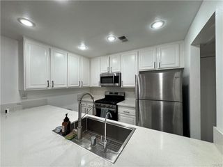 84 Lemon 270, Irvine, CA 92618
