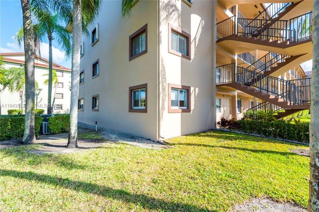 13105 SW 16th Ct 101L, Pembroke Pines, FL 33027