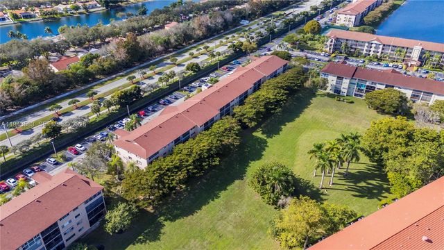 13105 SW 16th Ct 101L, Pembroke Pines, FL 33027