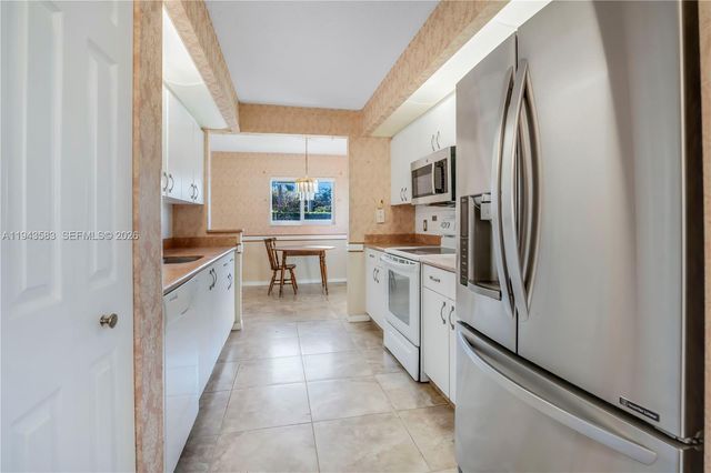 13105 SW 16th Ct 101L, Pembroke Pines, FL 33027