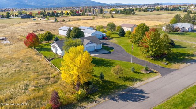 9870 W Gallop LN, Post Falls, ID 83854