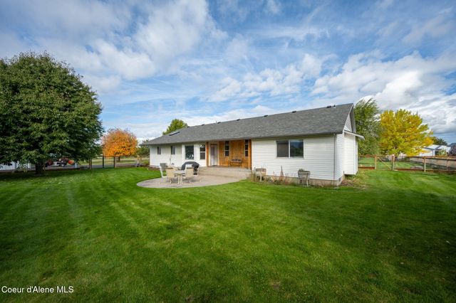 9870 W Gallop LN, Post Falls, ID 83854