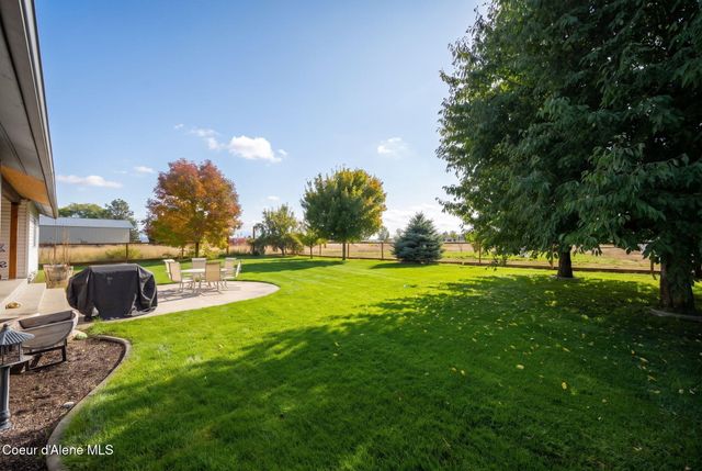 9870 W Gallop LN, Post Falls, ID 83854
