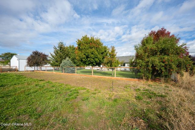 9870 W Gallop LN, Post Falls, ID 83854