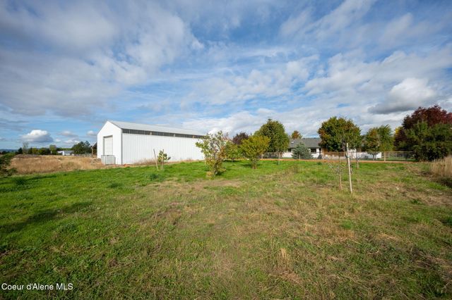 9870 W Gallop LN, Post Falls, ID 83854