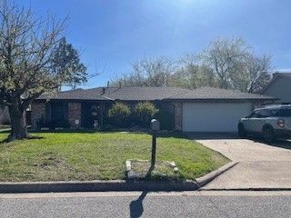 3205 Northpoint Road, Sherman, TX 75090