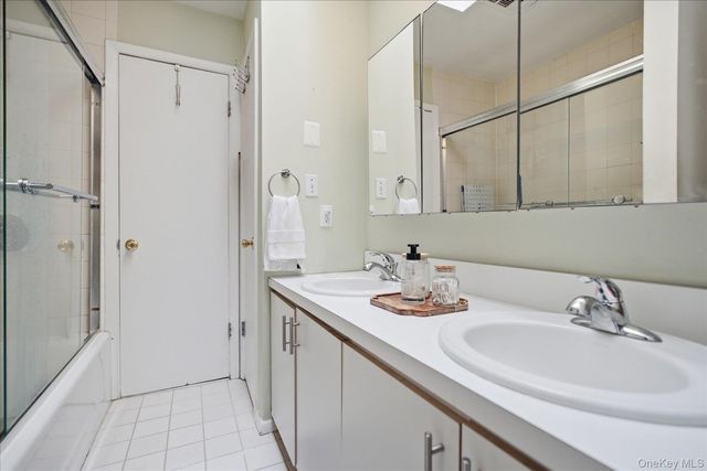 112 Beecher Avenue Extension, East Islip, NY 11730
