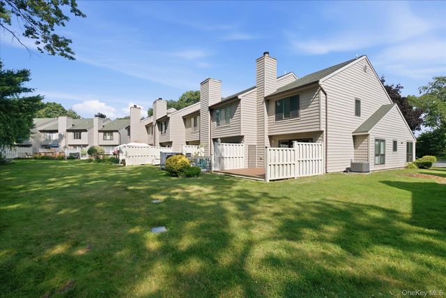 112 Beecher Avenue Extension, East Islip, NY 11730
