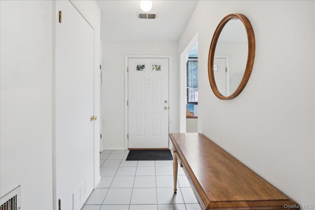 112 Beecher Avenue Extension, East Islip, NY 11730