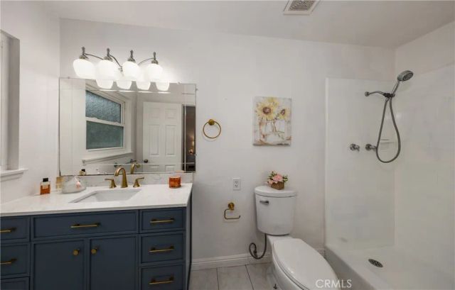 624 Nottingham, Redlands, CA 92373