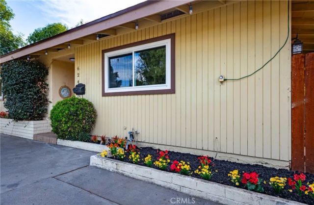 624 Nottingham, Redlands, CA 92373