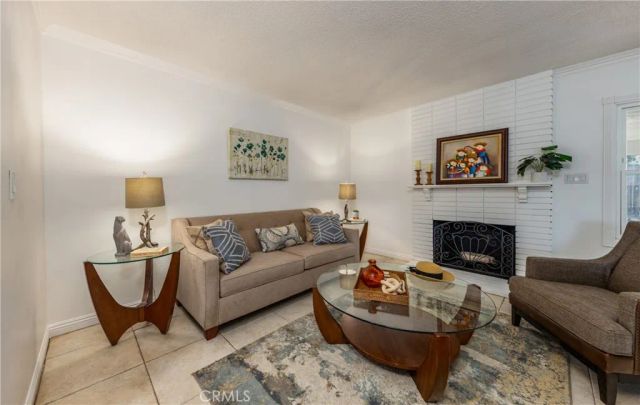 624 Nottingham, Redlands, CA 92373