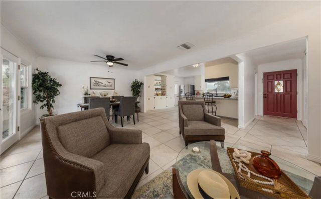 624 Nottingham, Redlands, CA 92373